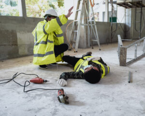 Trabajador accidentado en construcción