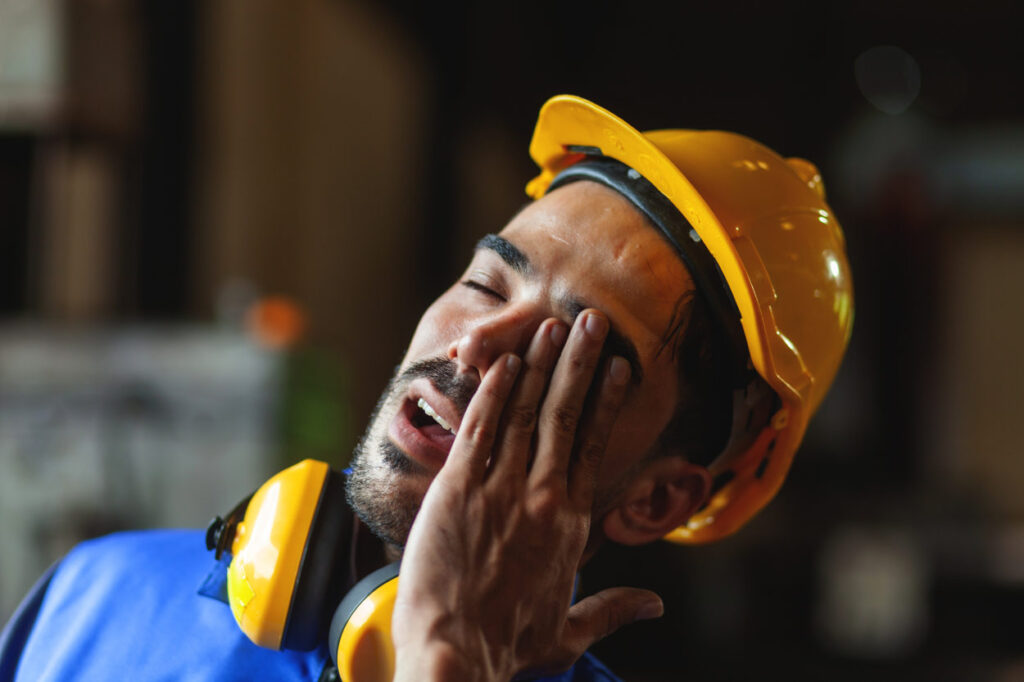 worker-ocular-injury Lesión ocular de trabajador