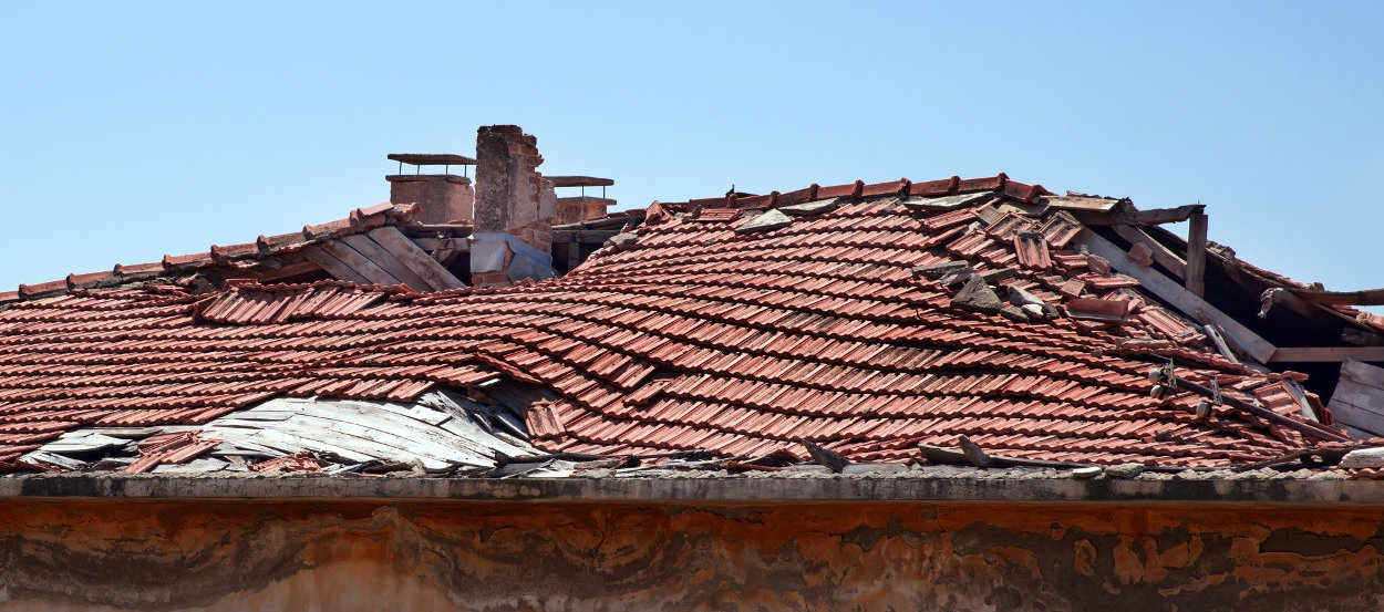 colapso-de-techo-casa Techo colapsado en construcción