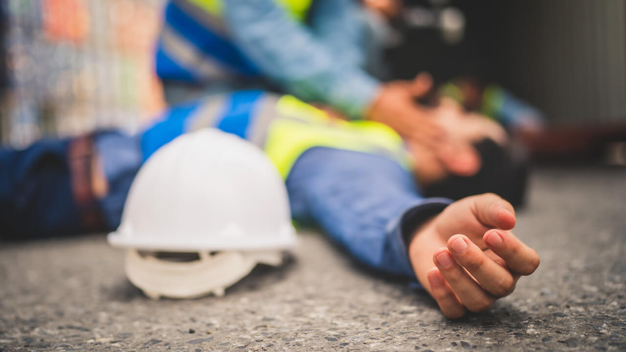 ¿Cuánto puedo recibir por un accidente de trabajo en NY?
