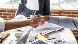 como cerrar un caso de compensación al trabajador