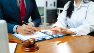 Abogados near me que hablan su idioma y entienden su situación