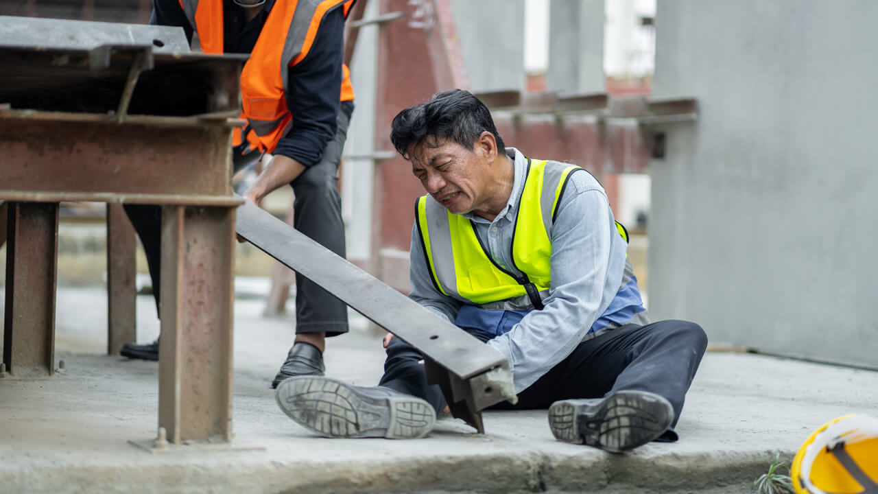 ¿Workers' Comp o demandas por accidentes laborales?