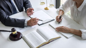 Cómo elegir bufete de abogados de lesiones por accidente