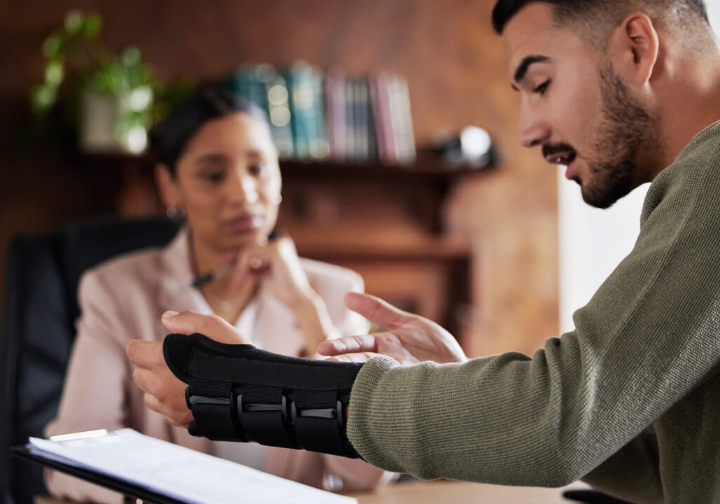 10 ventajas de contratar abogados para reclamo de lesión