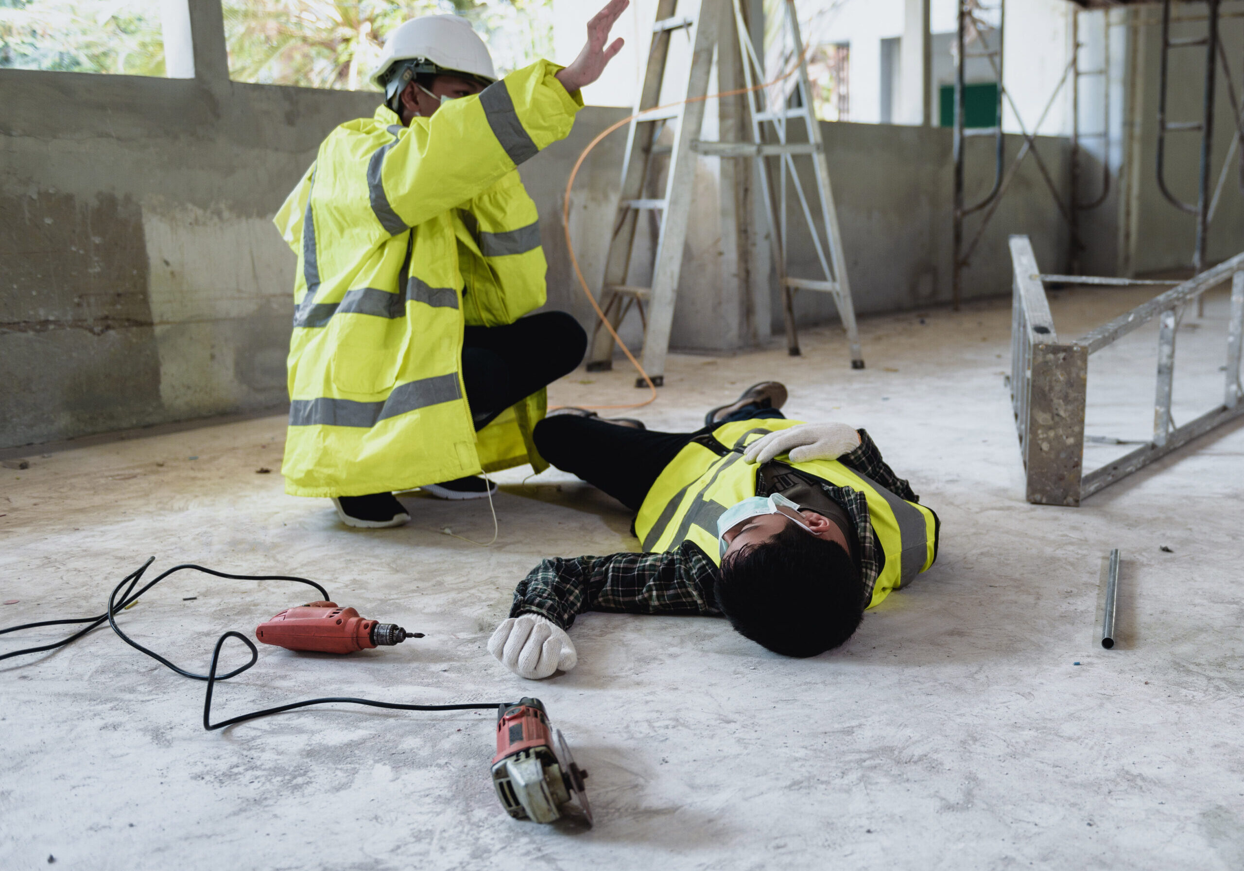 Trabajador accidentado en construcción