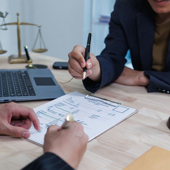 Cómo iniciar un reclamo de compensación laboral en Nueva York